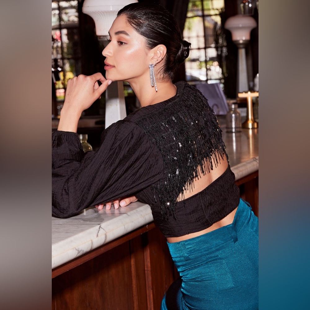 ANTHROPOLOGIE CURRENT AIR SEQUIN BACK CUTOUT TOP